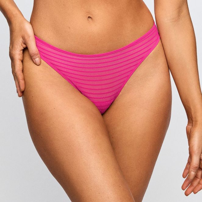 Marie Jo Basyl String, Farbe very berry