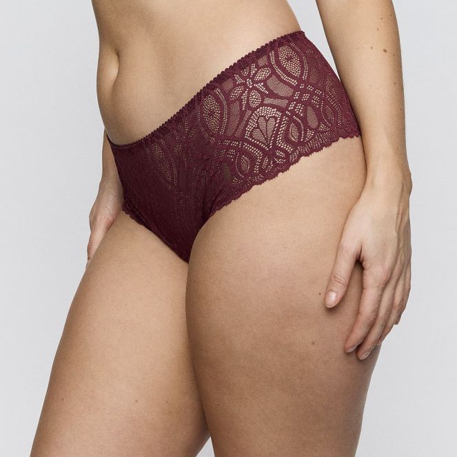 PrimaDonna Salerno Luxus String, Farbe evening red