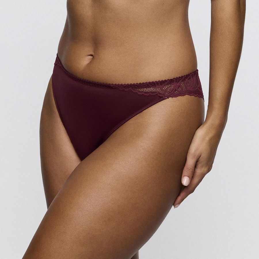 PrimaDonna Salerno String, Farbe evening red