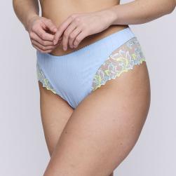 Preview: PrimaDonna Deauville Luxus String, Farbe milky blue